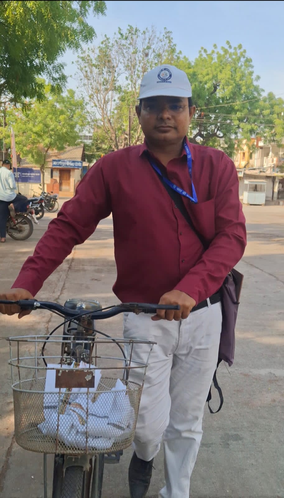 जनगणना कर्मचाऱ्यास दमदाटी; माजी नगरसेवक सलीम टोपीविरुद्ध गुन्हा दाखल  राष्ट्रीय जनगणना कामात अडथळा; प्रशासनाची कठोर भूमिका