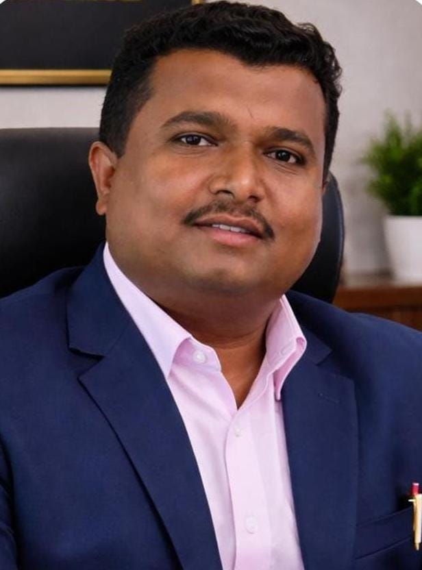 डॉ. समाधान मैराळे यांची राज्य पत्रकार संघाच्या खान्देश विभागीय अध्यक्षपदी निवड  जळगाव, धुळे व नंदुरबारमधील पत्रकार संघटन बळकट करण्यावर भर