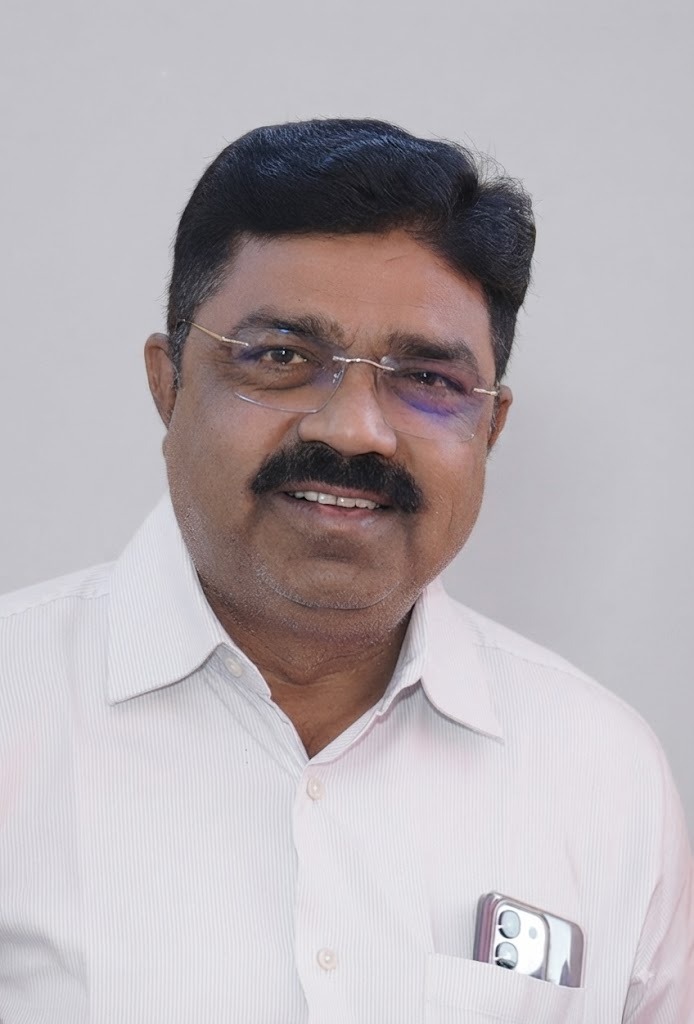 जळगाव शहर जिल्हा काँग्रेसच्या उपाध्यक्षपदी जगदीश गाढे   प्रदेशाध्यक्ष हर्षवर्धन सपकाळ यांच्याकडून नियुक्ती; काँग्रेस पदाधिकाऱ्यांकडून अभिनंदनाचा वर्षाव
