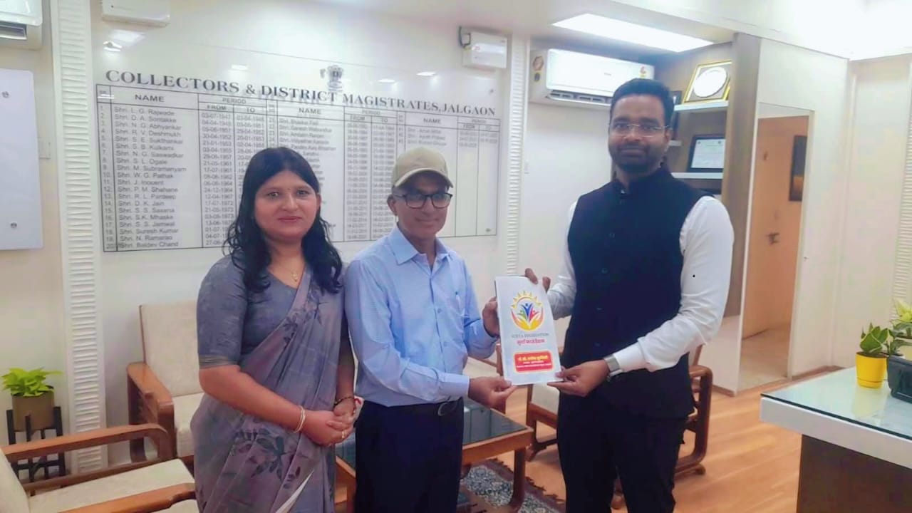 मयत सासऱ्यांच्या वाढदिवशी आत्महत्याग्रस्त शेतकऱ्यांच्या मुलांच्या शिक्षणासाठी ५० हजारांची मदत     अर्चना सूर्यवंशी यांनी जोपासली सामाजिक बांधिलकी 